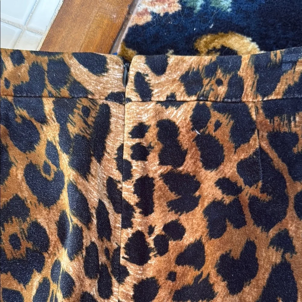 Talbots brown and black‎ velvet leopard pencil skirt. Worn once. Retail 159